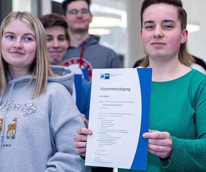 Teilnehmer des Energie-Scout Programms absolvierten die zweitägige Workshops-Phase bei der IHK Südthüringen.