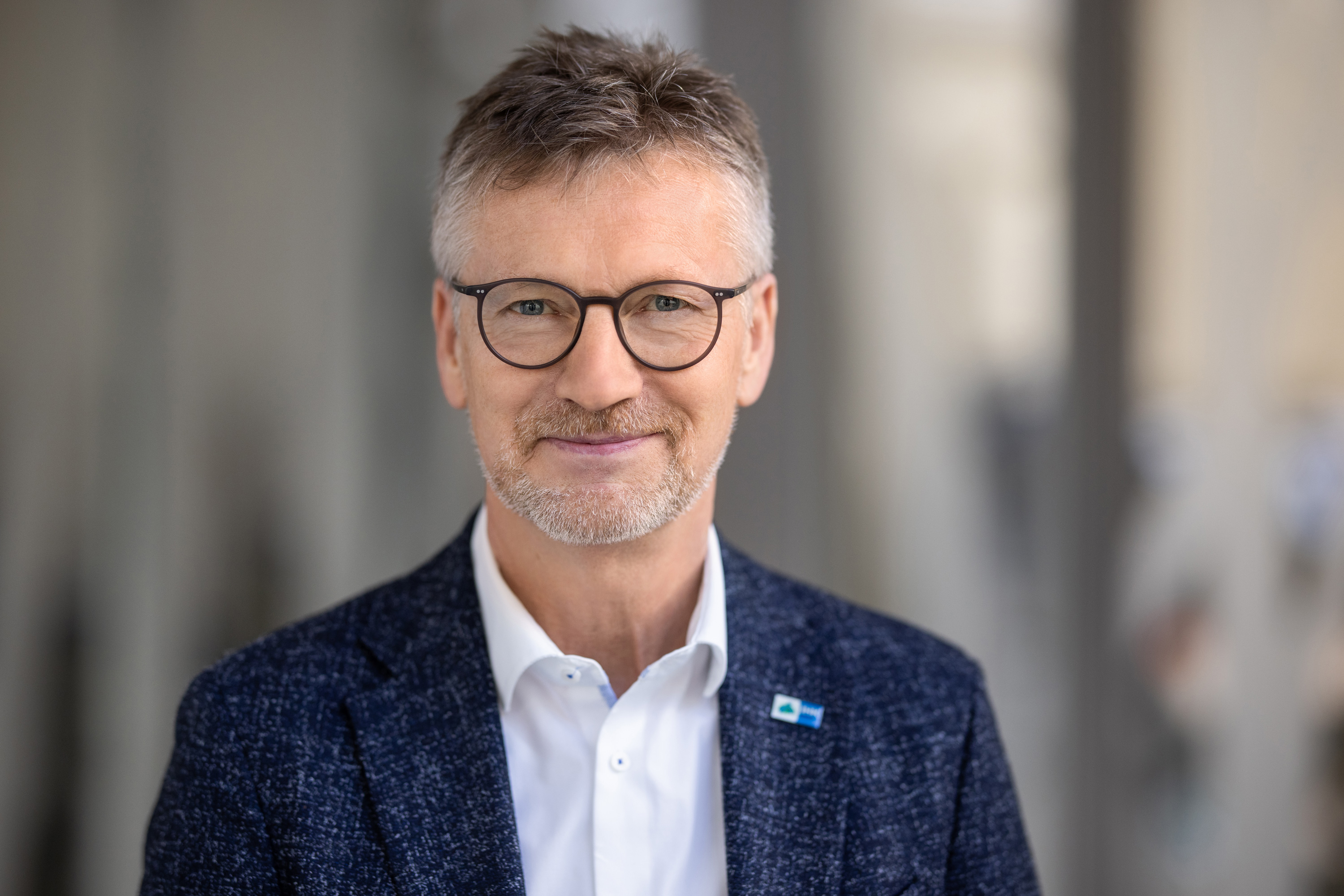 Porträt des Hauptgeschäftsführers der IHK Südthüringen Doktor Ralf Pieterwas