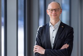 Torsten Herrmann, Präsident der IHK Südthüringen Porträt des Präsidenten der IHK Südthüringen Torsten Herrmann